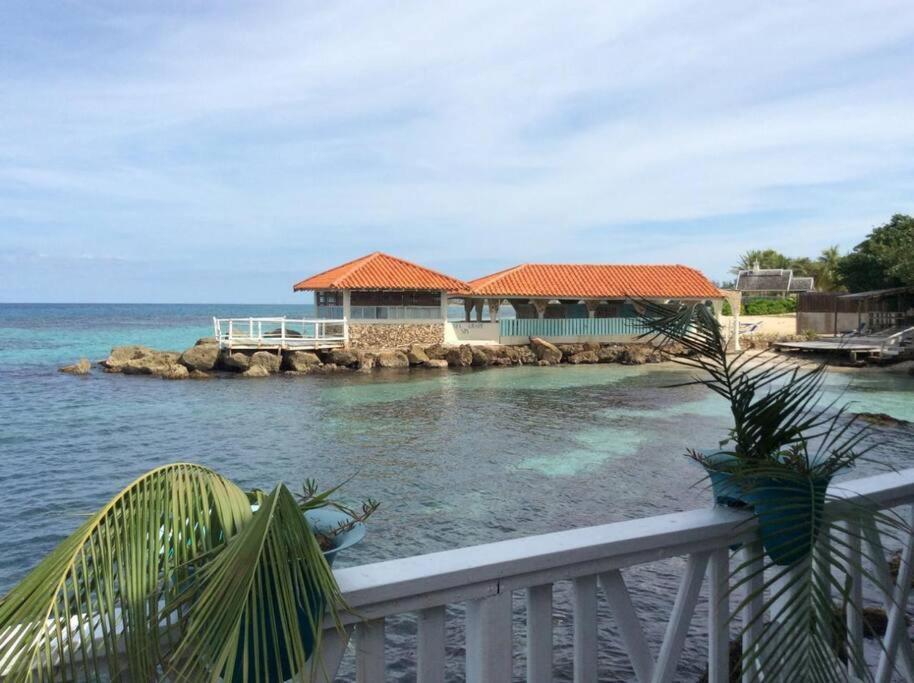 Lush Tropical Apartment Located In A 4-Star Resort Runaway Bay Exterior foto